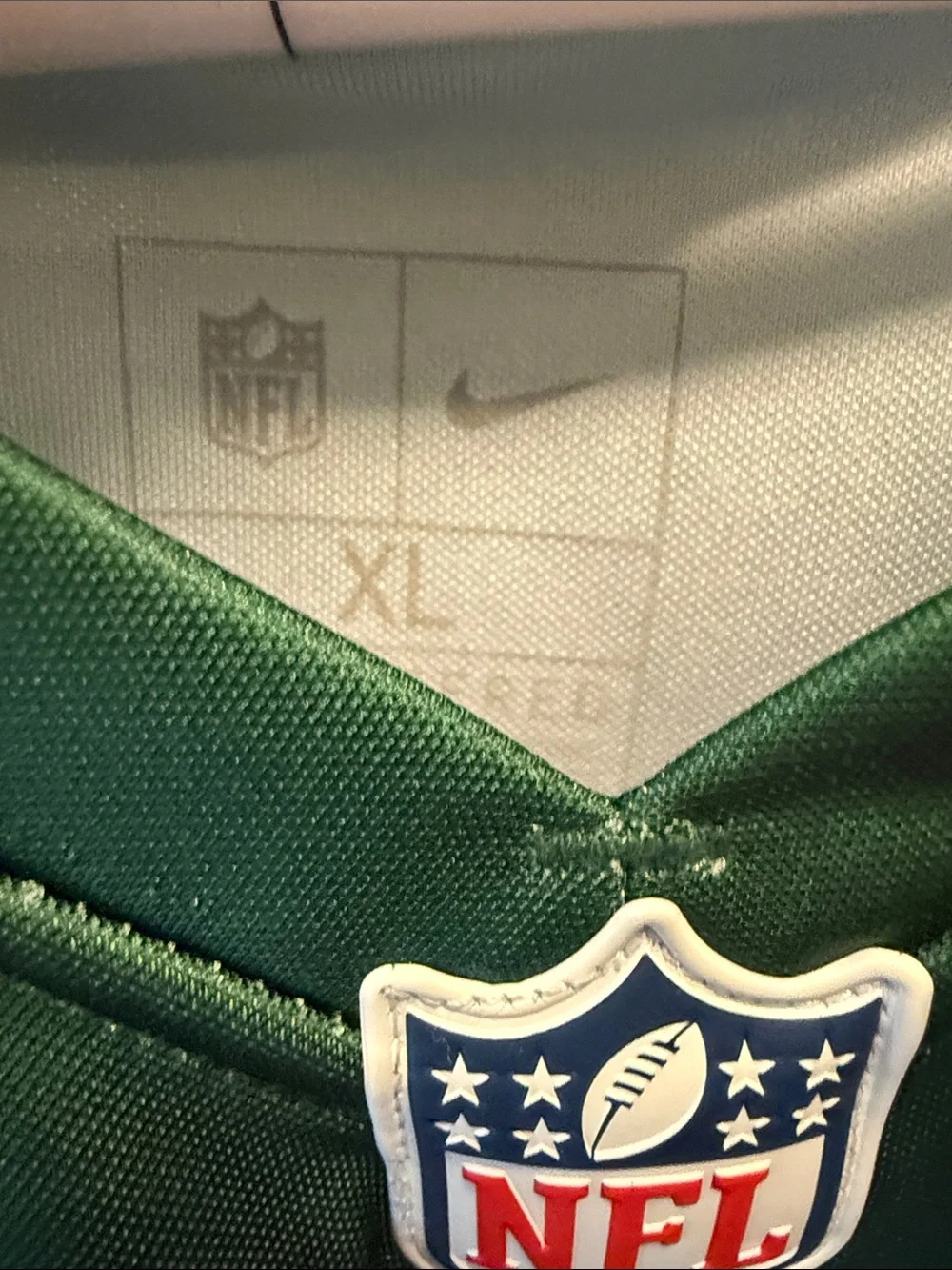 Nike New York Green #8 Men's Jersey - Picture 3 of 4